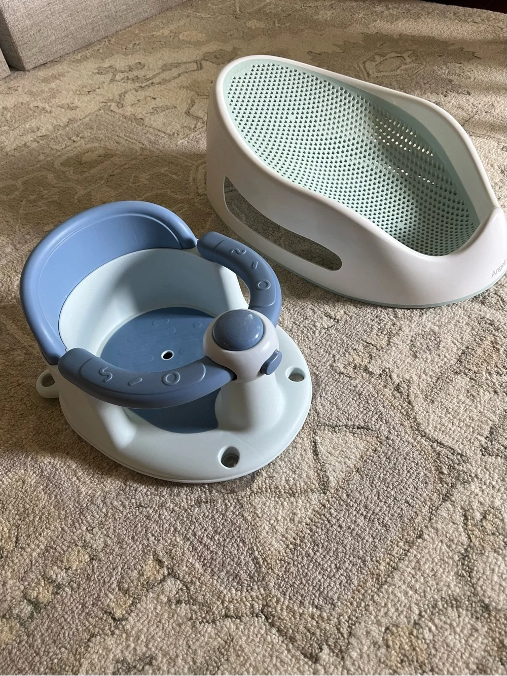 Baby Bath Seat and Infant Tub - Blue and Mint